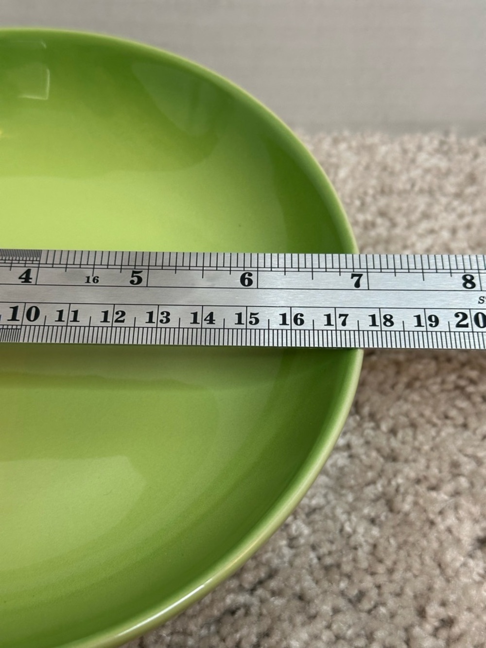 Le Creuset Lime Green Stoneware Pedestal Bowl, vintage - Picture 7 of 9